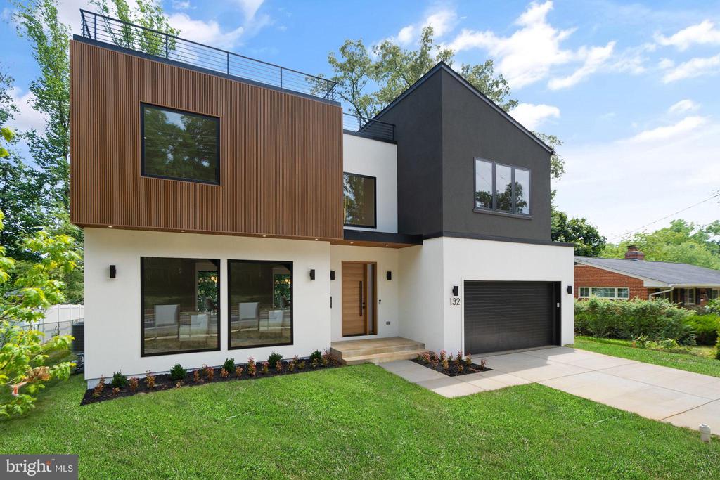 132 KINGSLEY ROAD SW