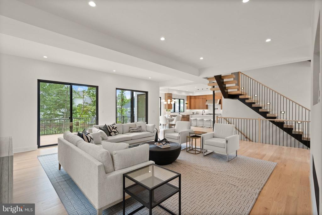 132 KINGSLEY ROAD SW