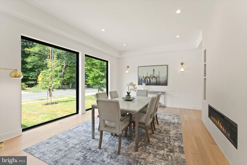 132 KINGSLEY ROAD SW