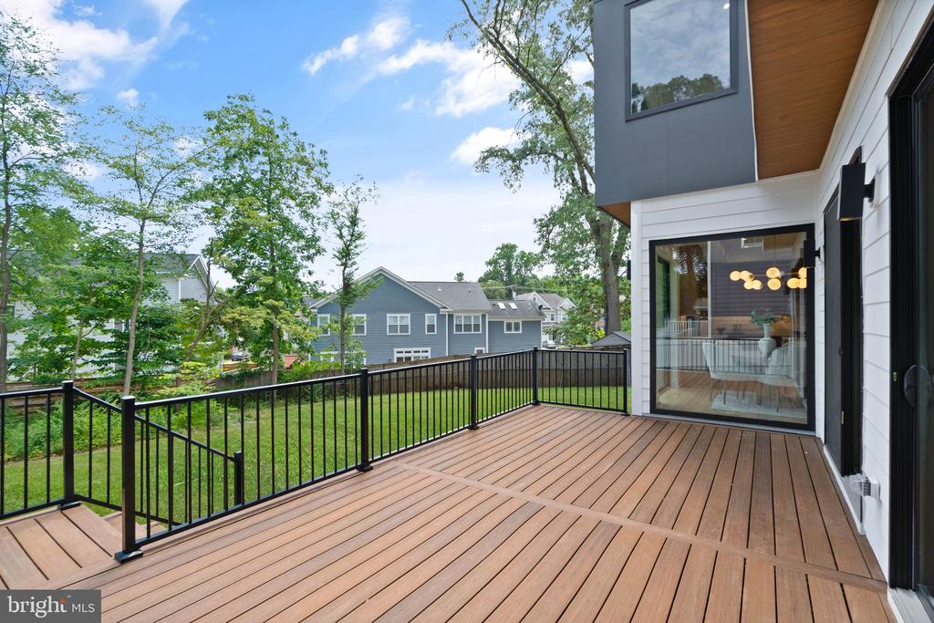 132 KINGSLEY ROAD SW
