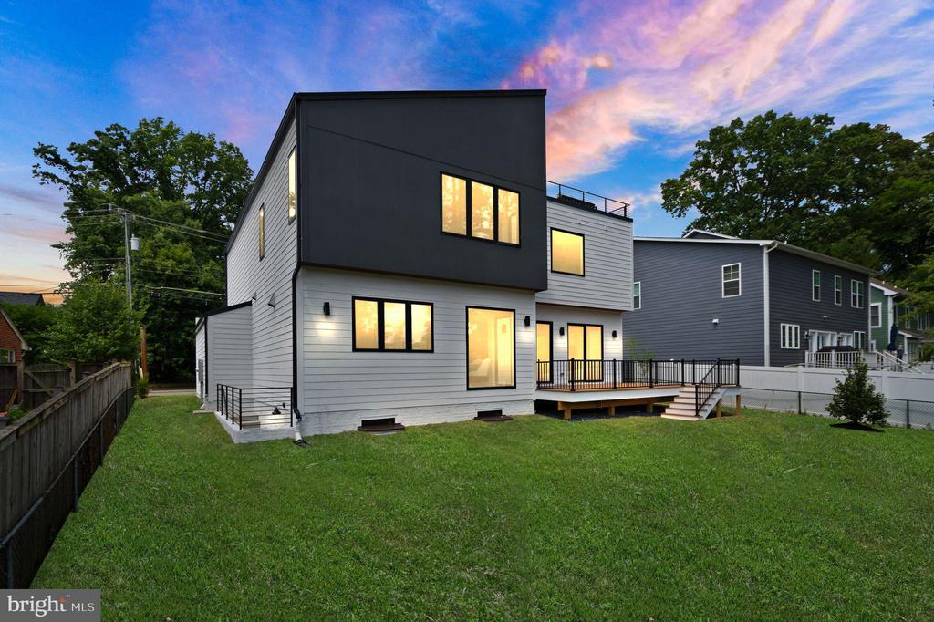 132 KINGSLEY ROAD SW