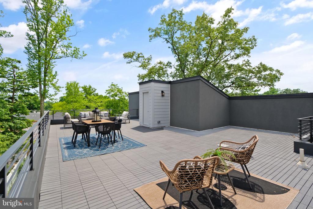 132 KINGSLEY ROAD SW