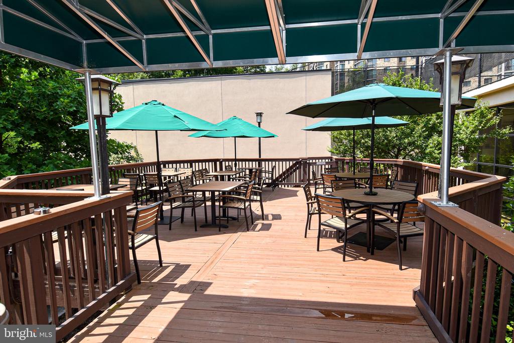 5903 MOUNT EAGLE DRIVE Unit: 516