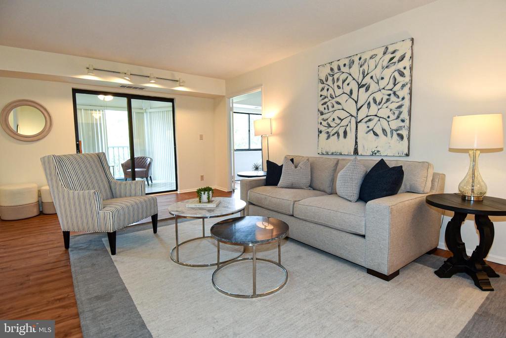5903 MOUNT EAGLE DRIVE Unit: 516
