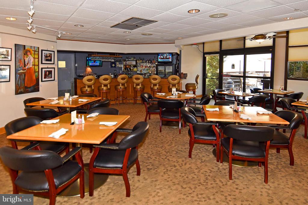 5903 MOUNT EAGLE DRIVE Unit: 516