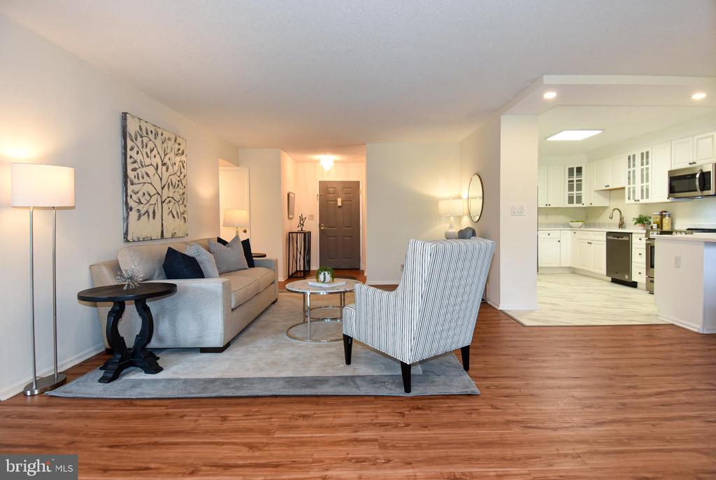 5903 MOUNT EAGLE DRIVE Unit: 516