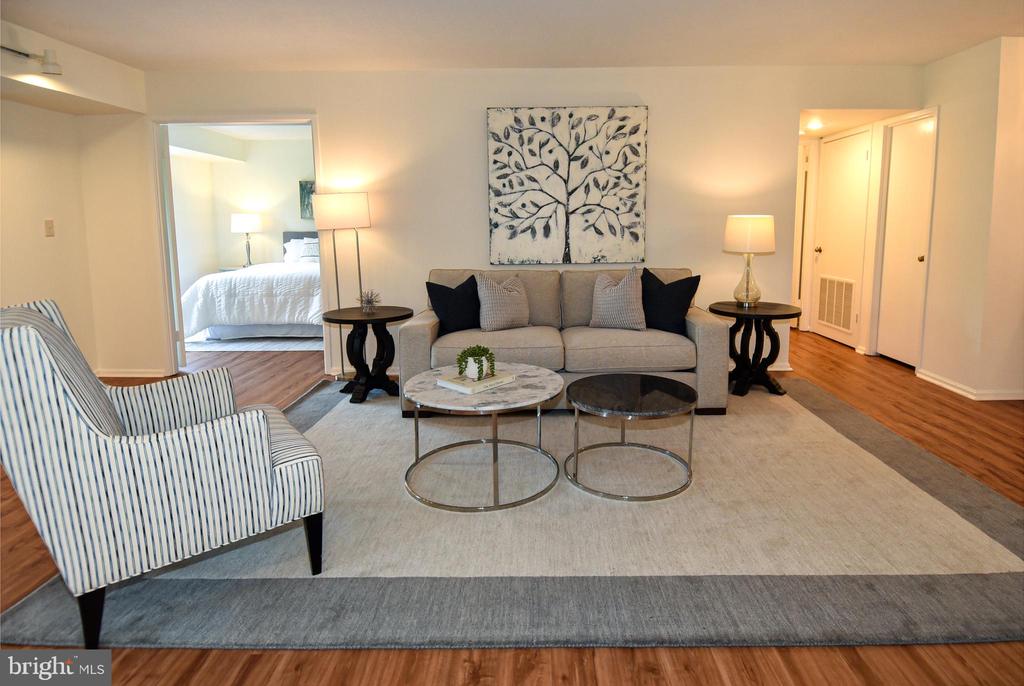 5903 MOUNT EAGLE DRIVE Unit: 516