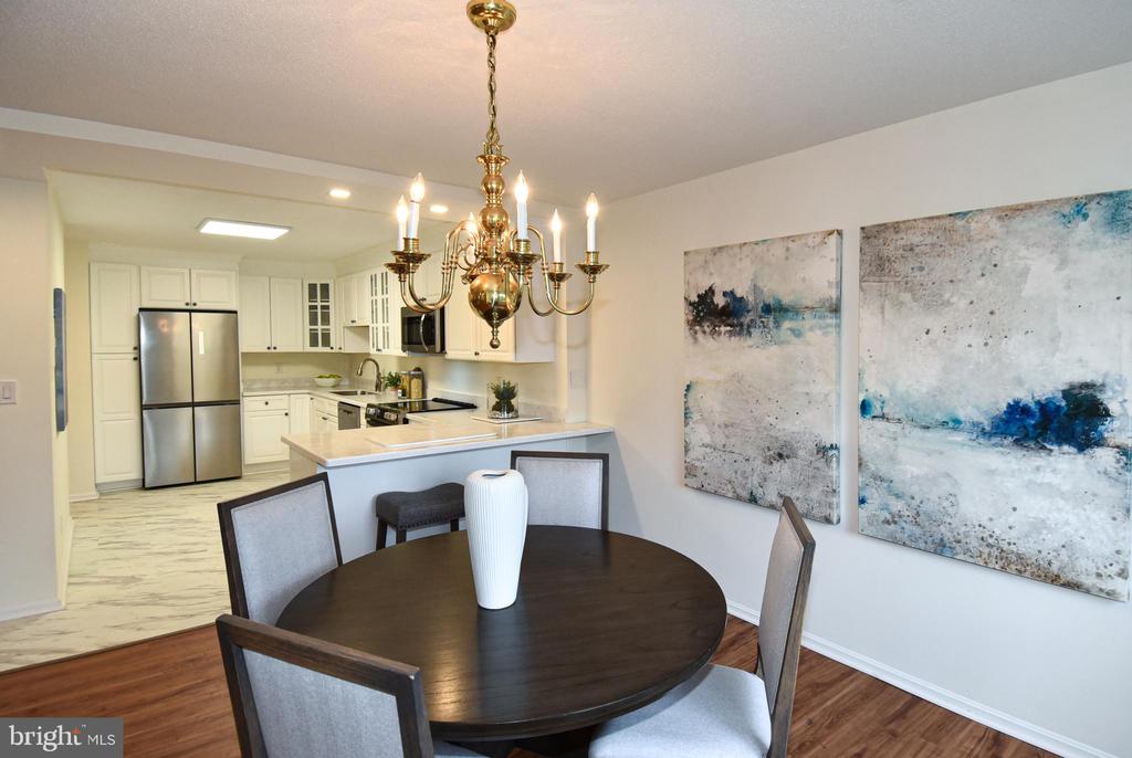 5903 MOUNT EAGLE DRIVE Unit: 516