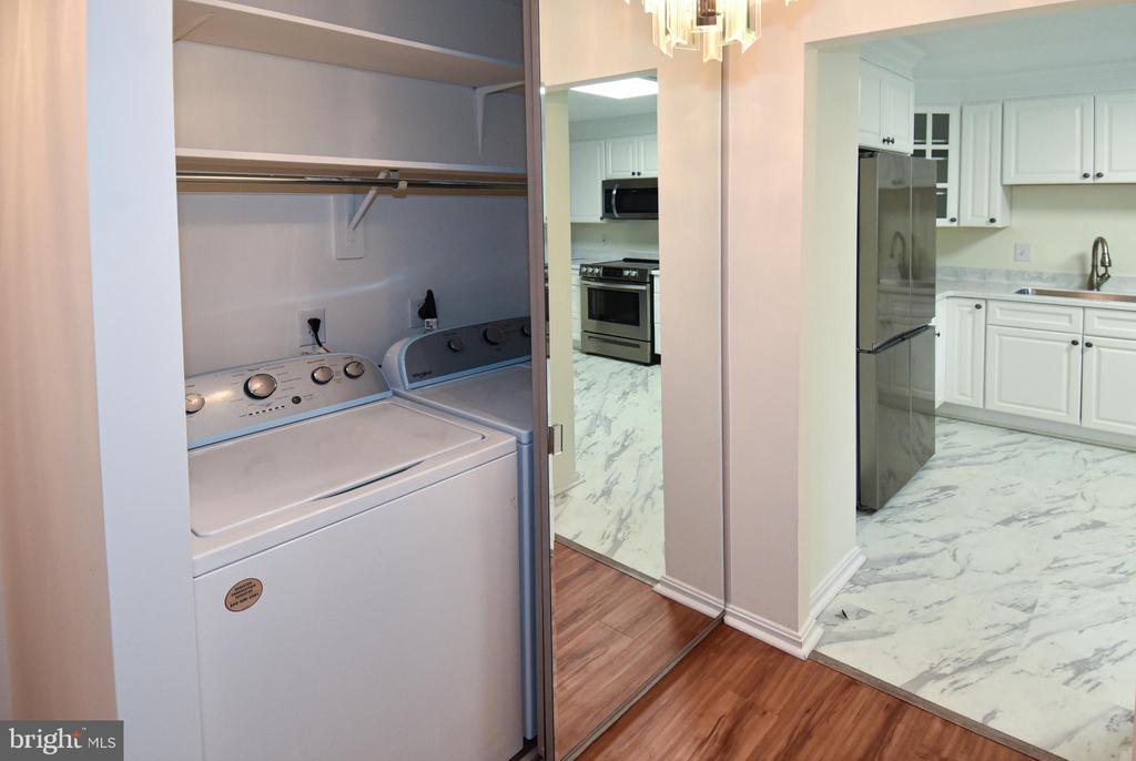 5903 MOUNT EAGLE DRIVE Unit: 516