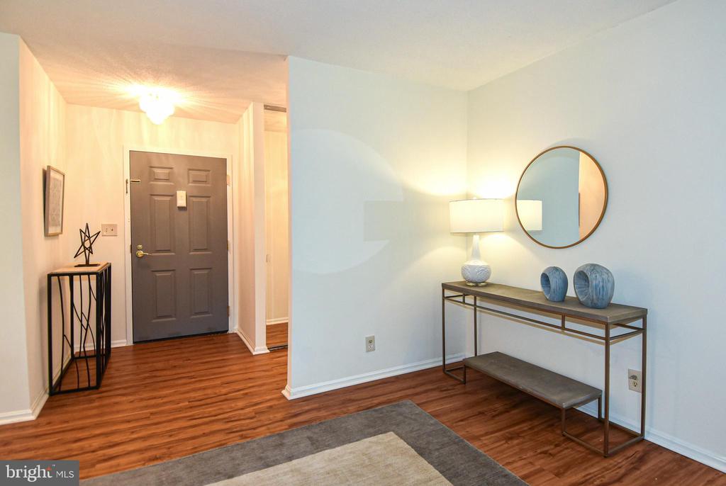 5903 MOUNT EAGLE DRIVE Unit: 516