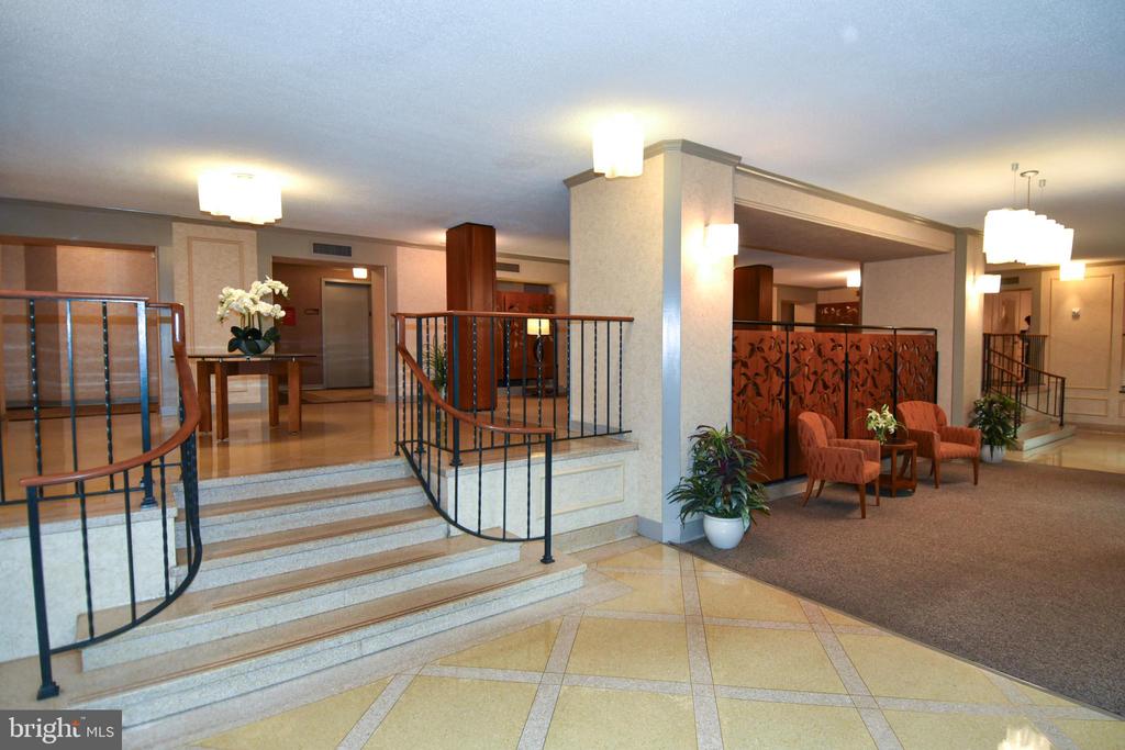 5903 MOUNT EAGLE DRIVE Unit: 516