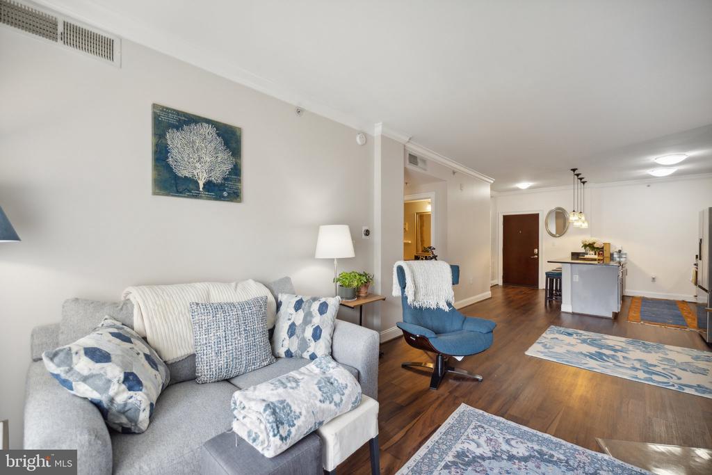 6301 EDSALL ROAD Unit: 104