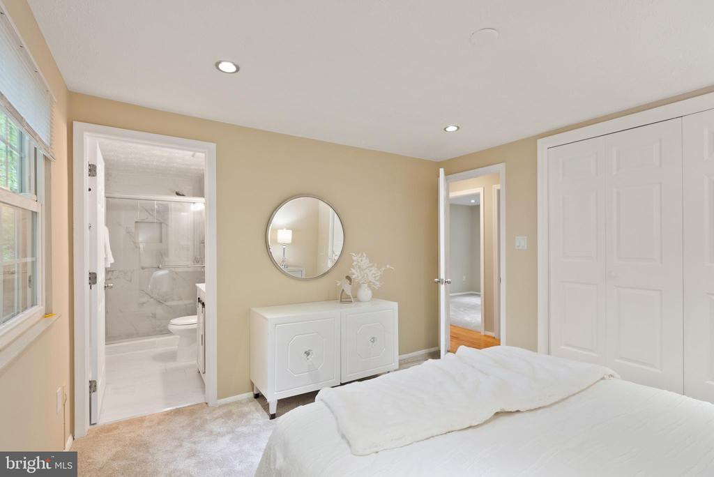 3056 RAILROAD VINE COURT