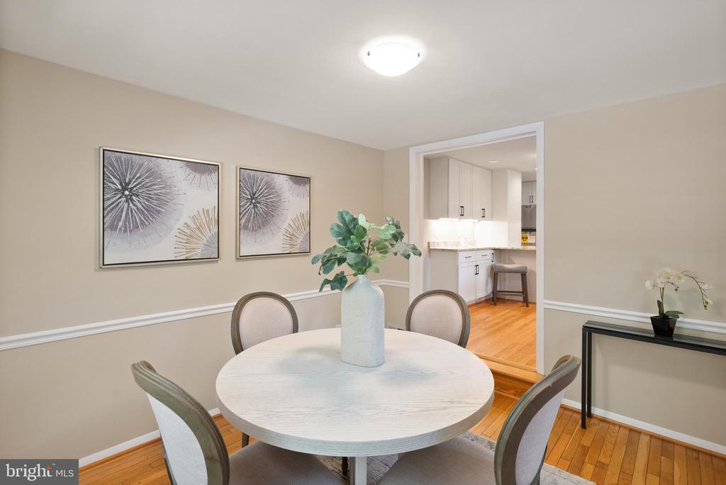 3056 RAILROAD VINE COURT