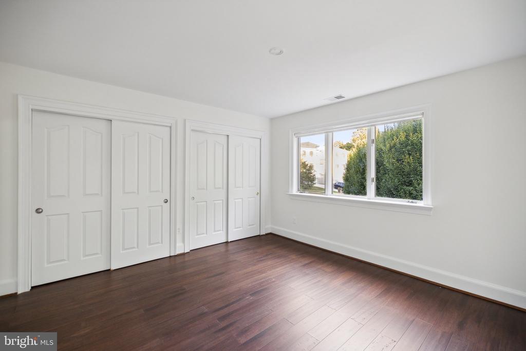 1400 INGEBORG COURT