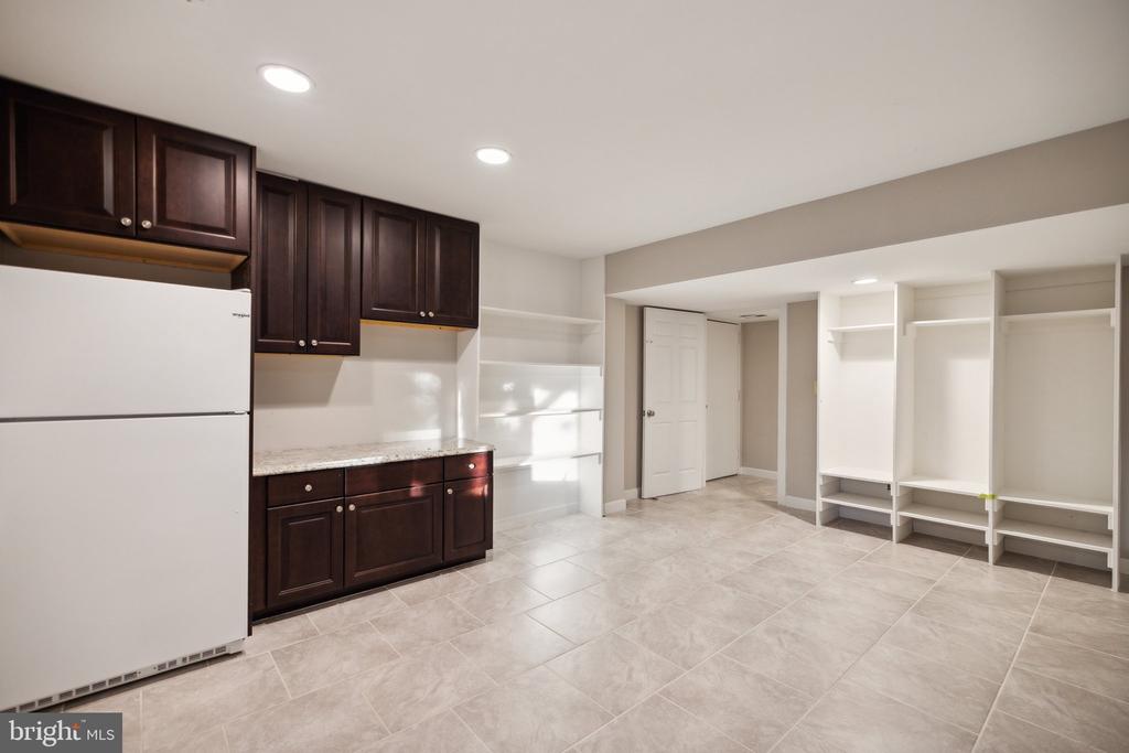 1400 INGEBORG COURT