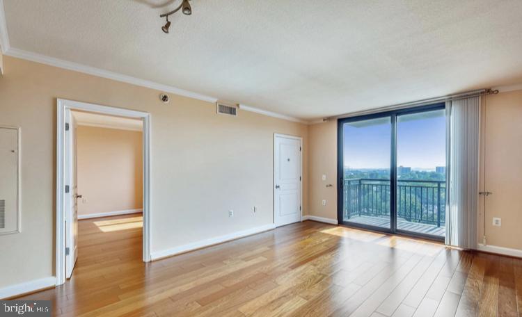 2451 MIDTOWN AVENUE Unit: 1107