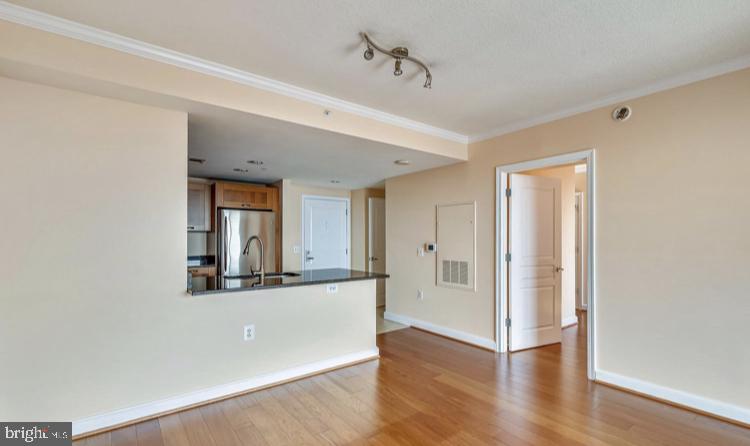 2451 MIDTOWN AVENUE Unit: 1107