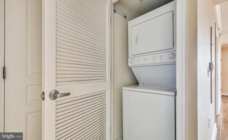2451 MIDTOWN AVENUE Unit: 1107
