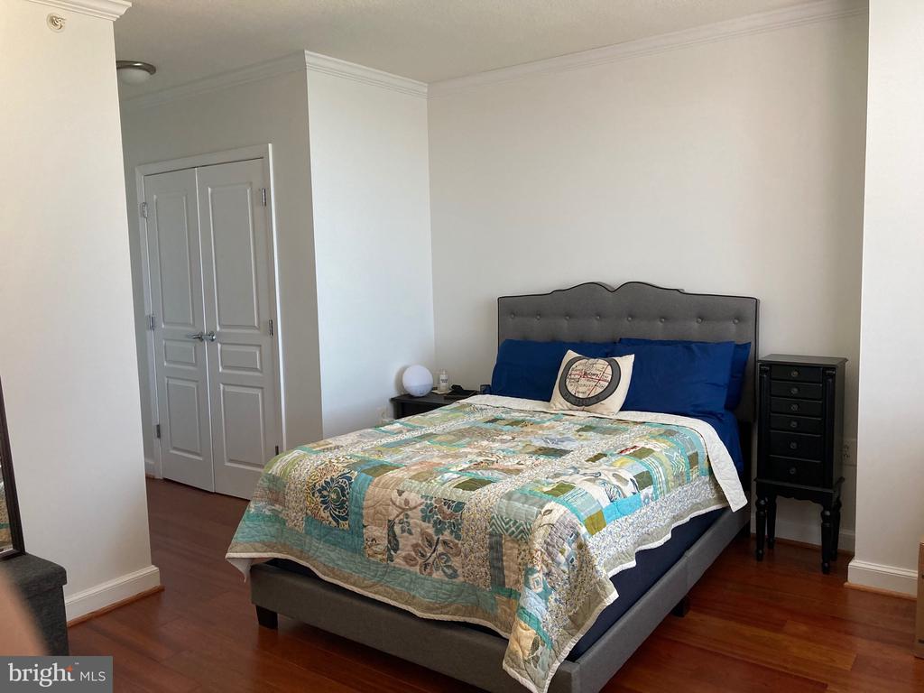 2451 MIDTOWN AVENUE Unit: 1107