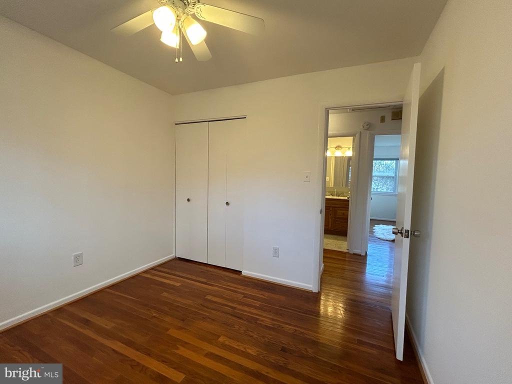 8418 MANASSAS CIRCLE