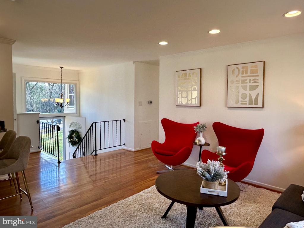 8418 MANASSAS CIRCLE