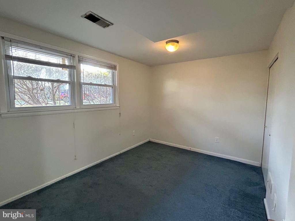 8418 MANASSAS CIRCLE