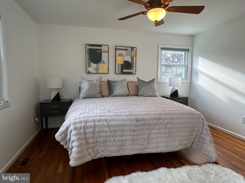 8418 MANASSAS CIRCLE