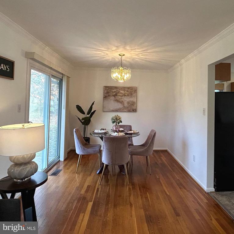 8418 MANASSAS CIRCLE