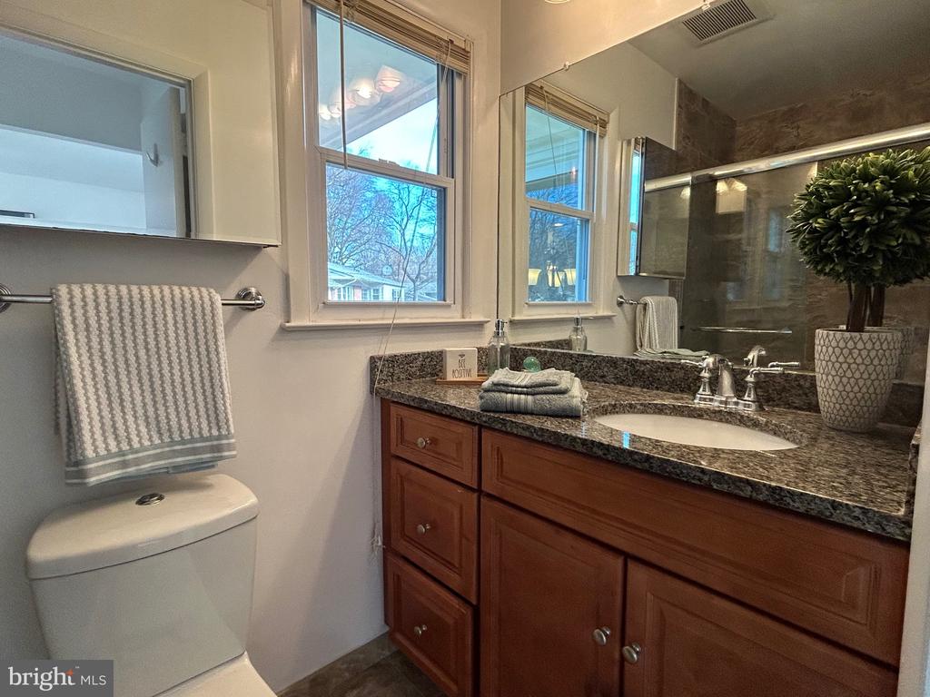 8418 MANASSAS CIRCLE