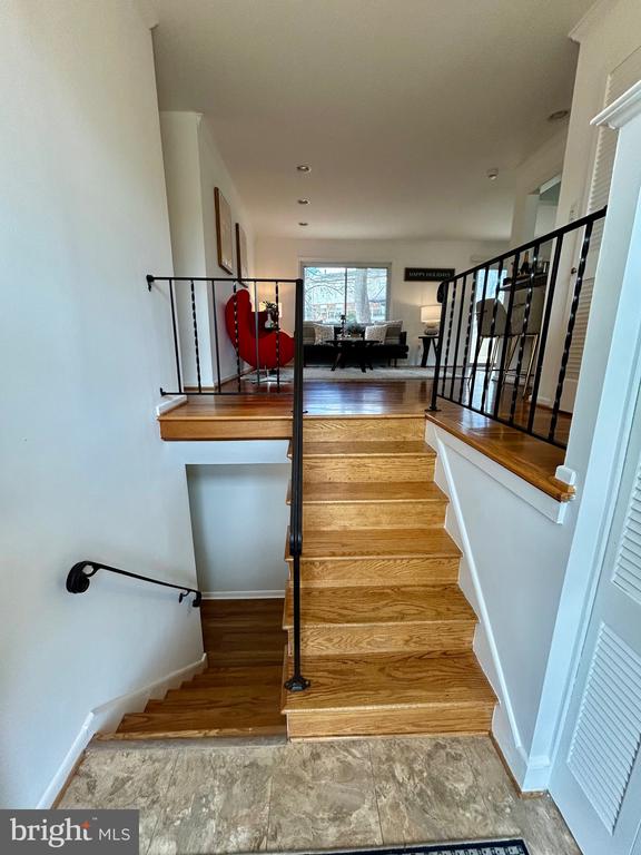 8418 MANASSAS CIRCLE