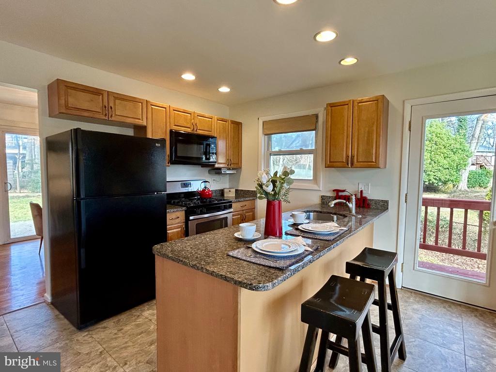 8418 MANASSAS CIRCLE