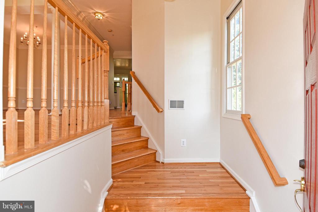 8520 HARVEST OAK DRIVE