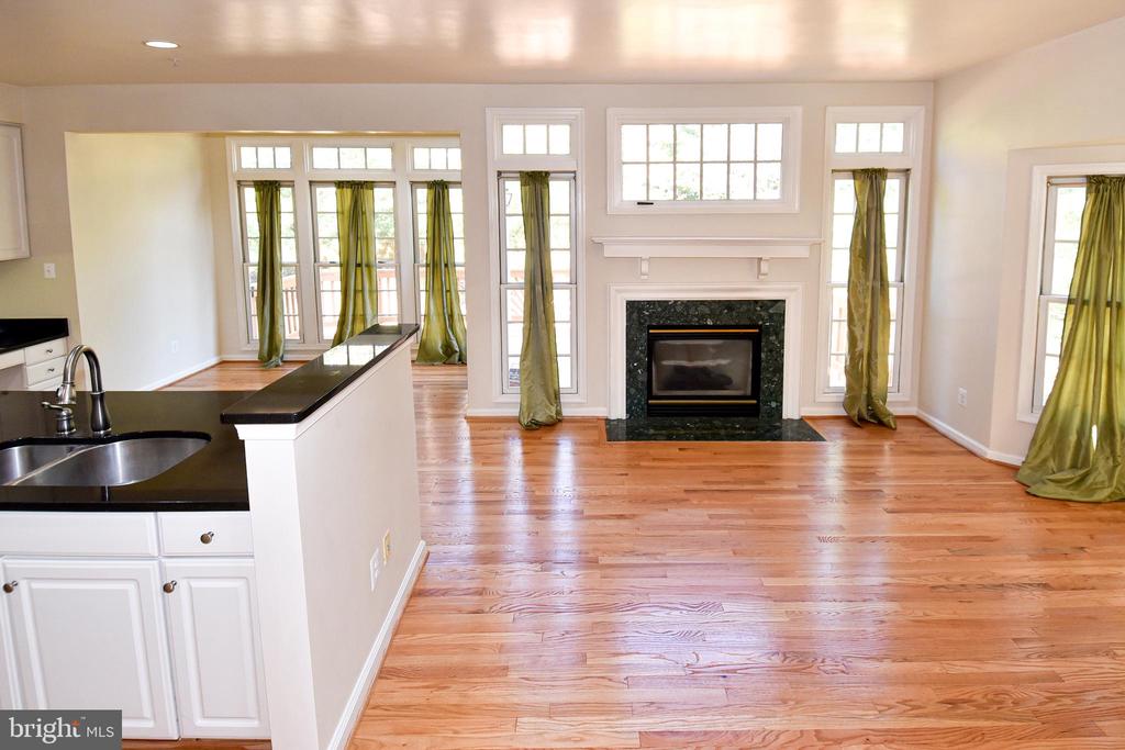 8520 HARVEST OAK DRIVE