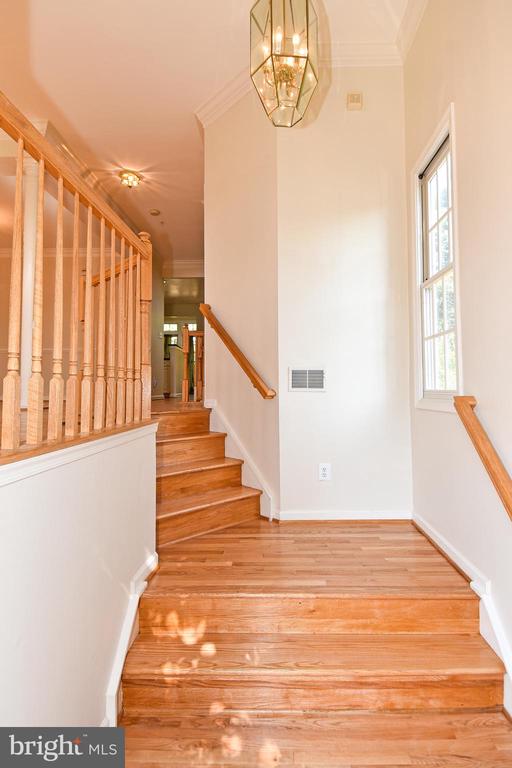 8520 HARVEST OAK DRIVE