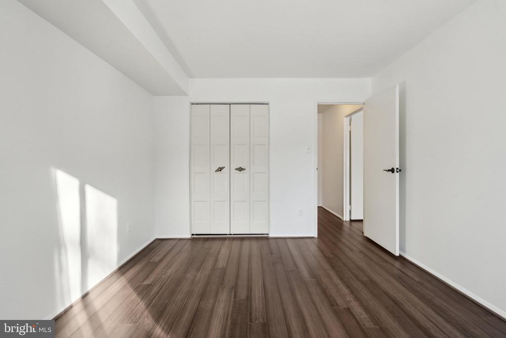 3031 BORGE STREET Unit: 211