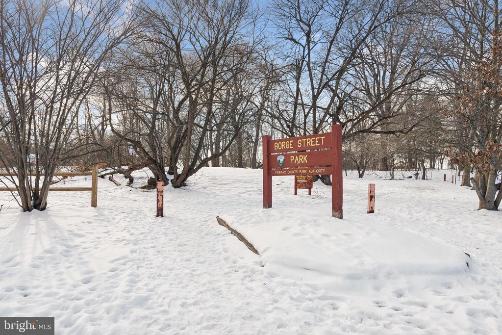 3031 BORGE STREET Unit: 211