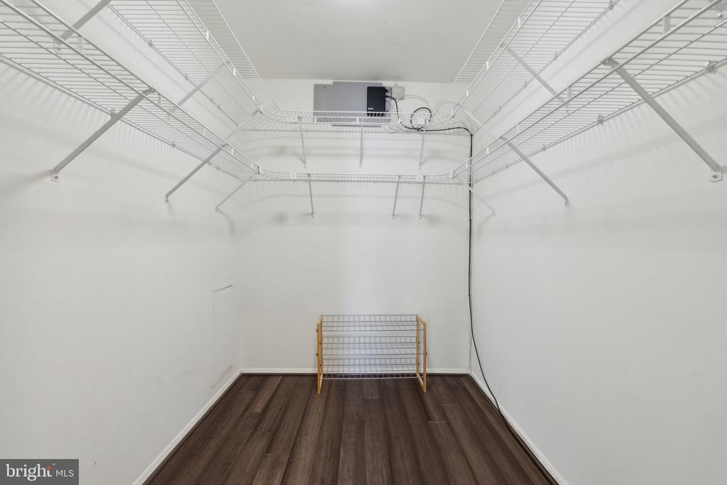 3031 BORGE STREET Unit: 211