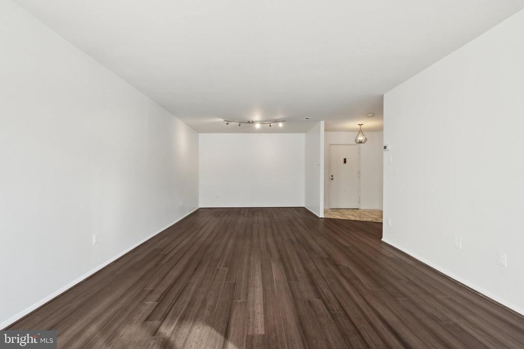3031 BORGE STREET Unit: 211