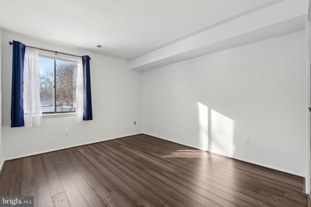 3031 BORGE STREET Unit: 211