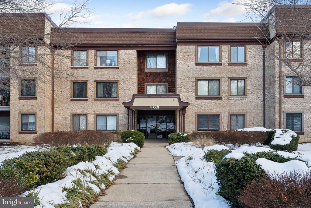 3031 BORGE STREET Unit: 211