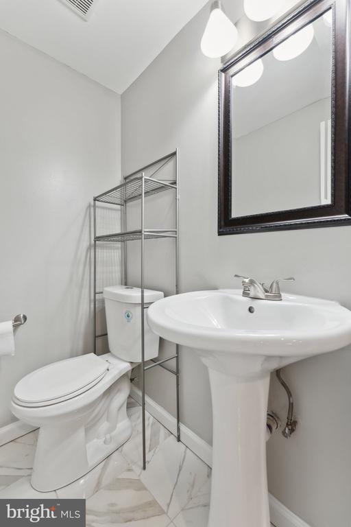 2415 WINDBREAK DRIVE