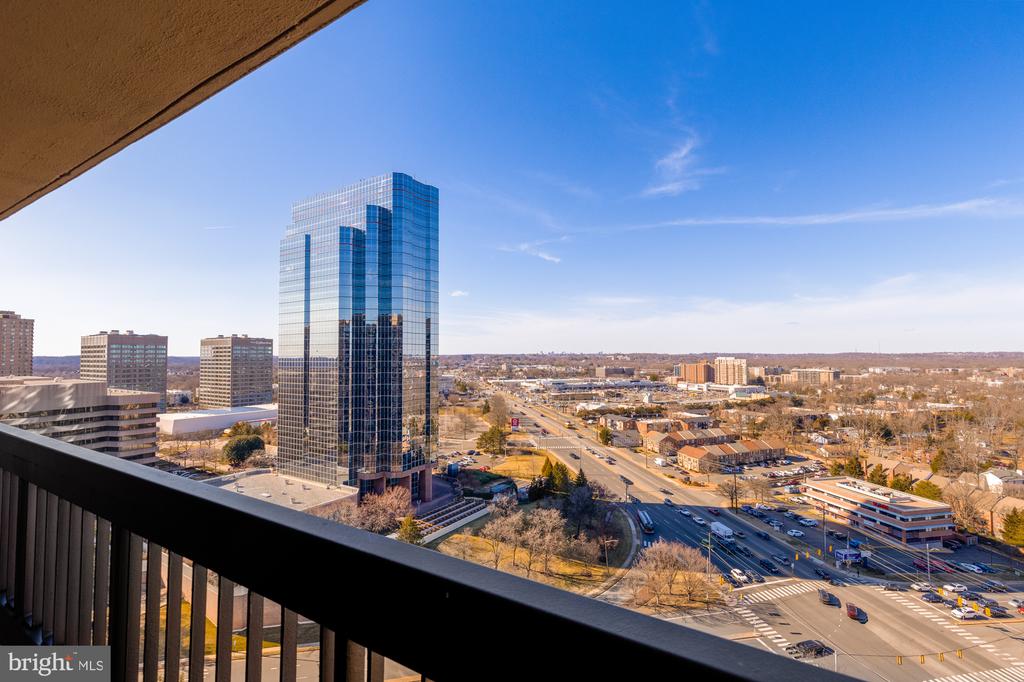 3701 S GEORGE MASON DRIVE Unit: 2110N