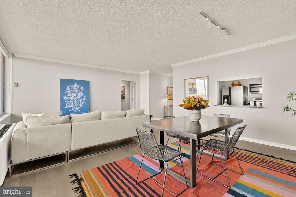 3701 S GEORGE MASON DRIVE Unit: 2110N