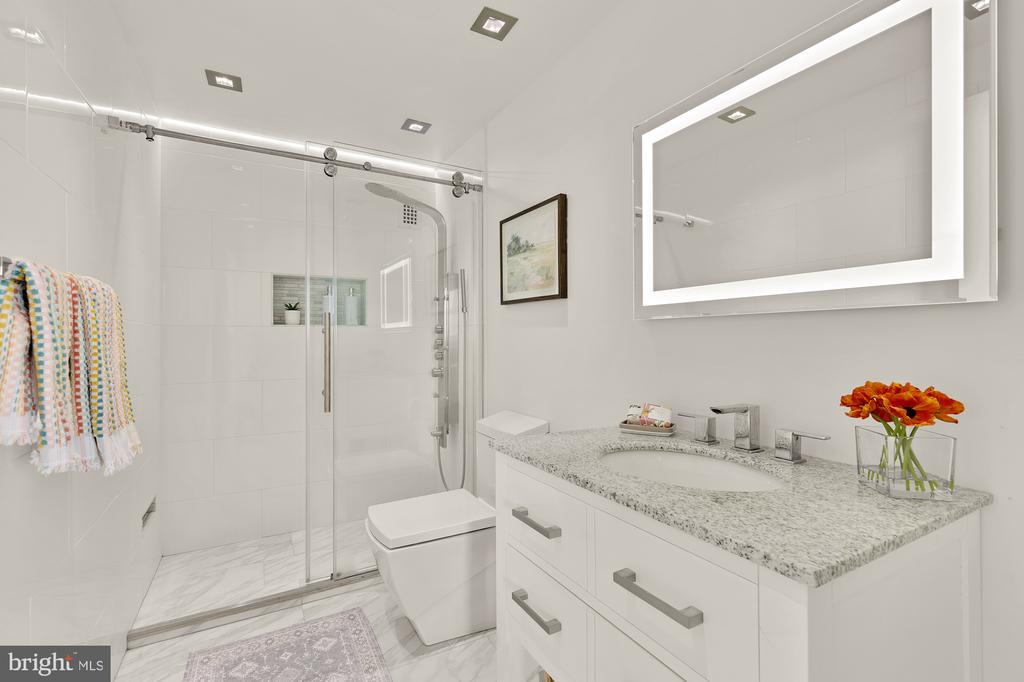 3701 S GEORGE MASON DRIVE Unit: 2110N