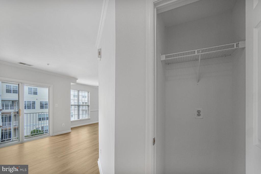 2484 ANGELINE DRIVE Unit: 304