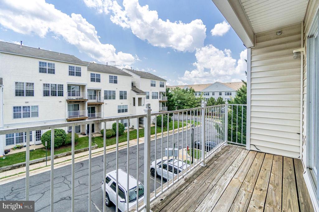 2484 ANGELINE DRIVE Unit: 304