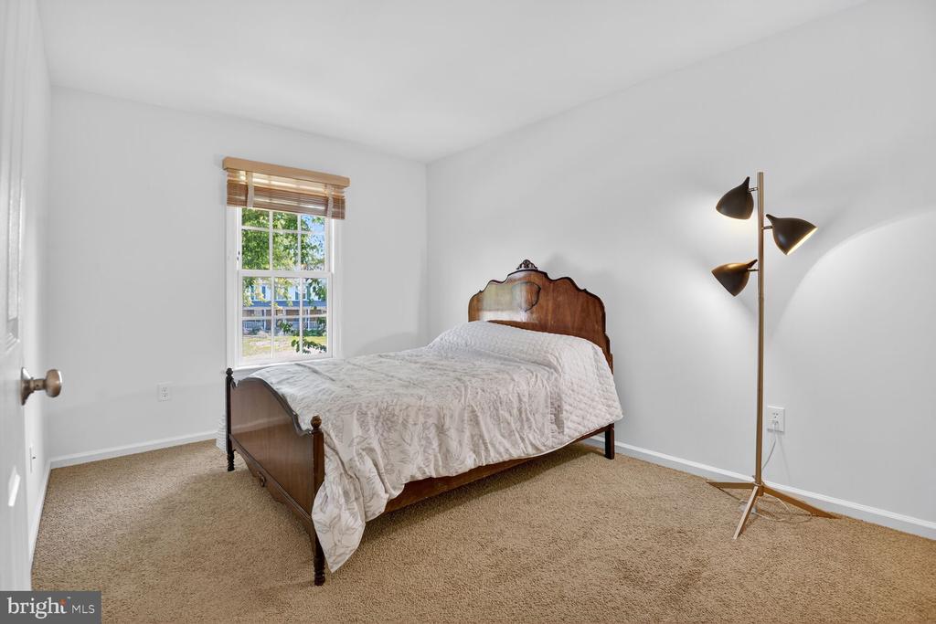 2908 ROBIN GLEN COURT