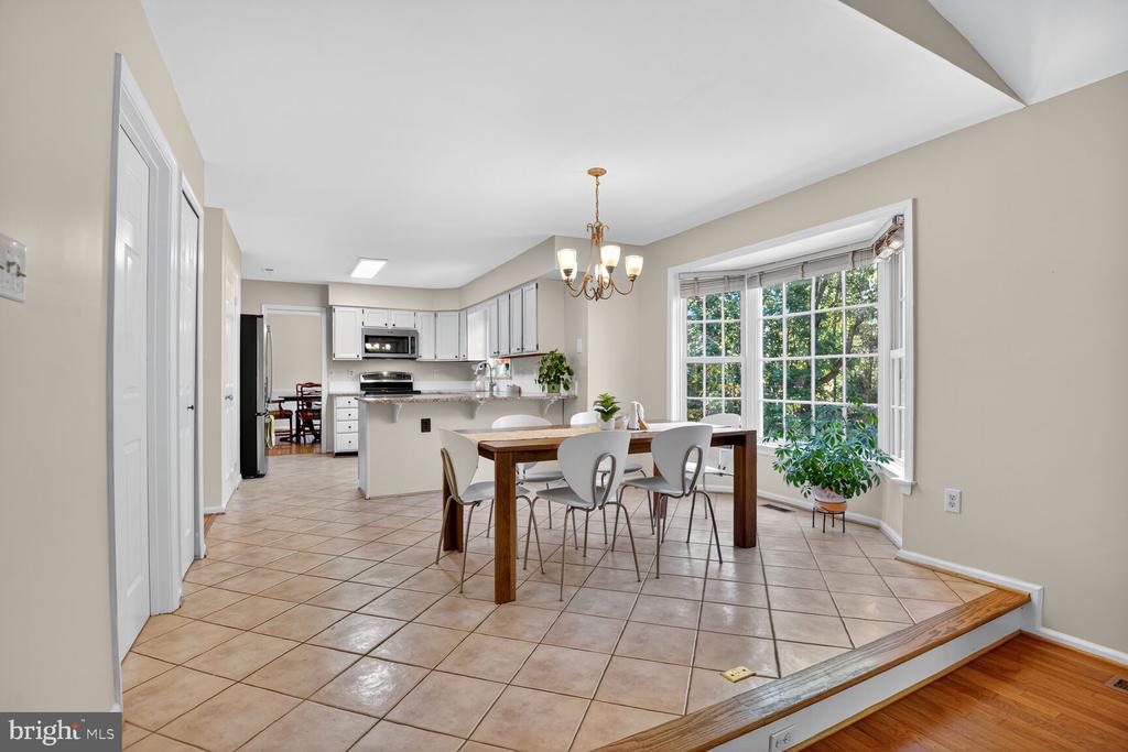 2908 ROBIN GLEN COURT