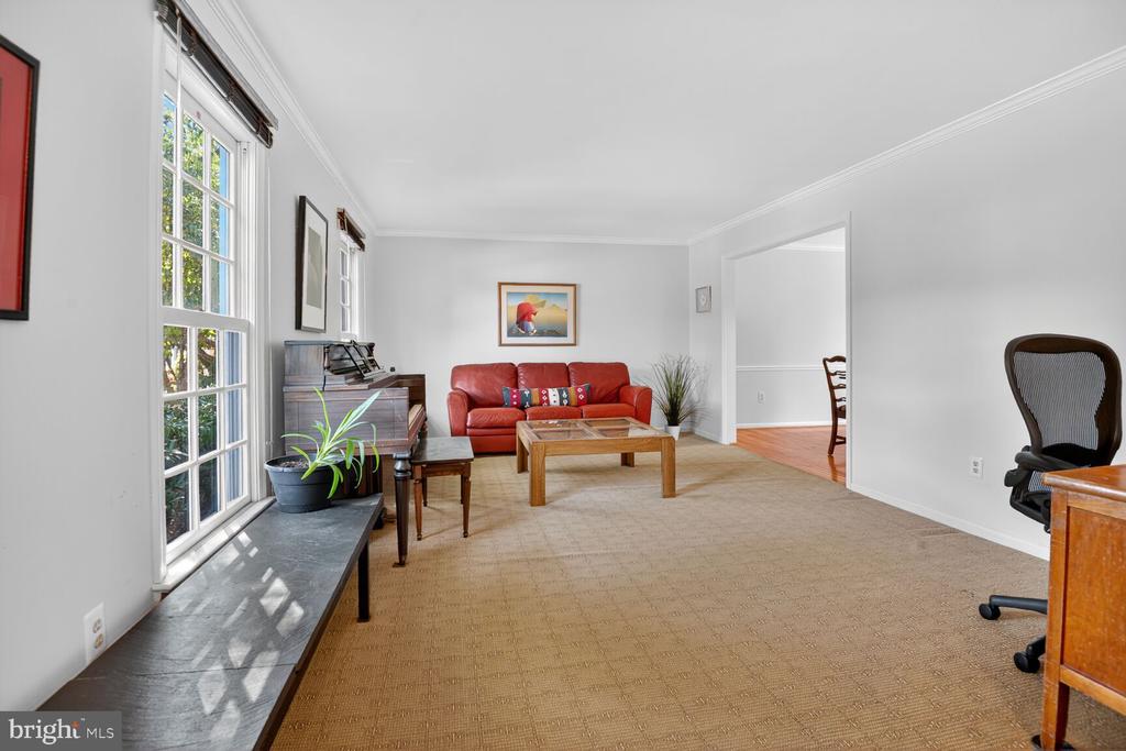 2908 ROBIN GLEN COURT